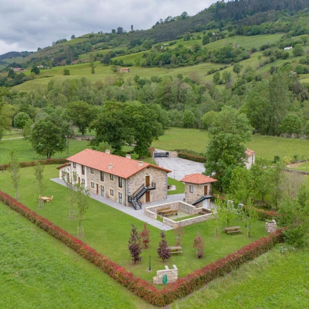 Complejo Rural El Cerradon Vendégház Alceda Kültér fotó